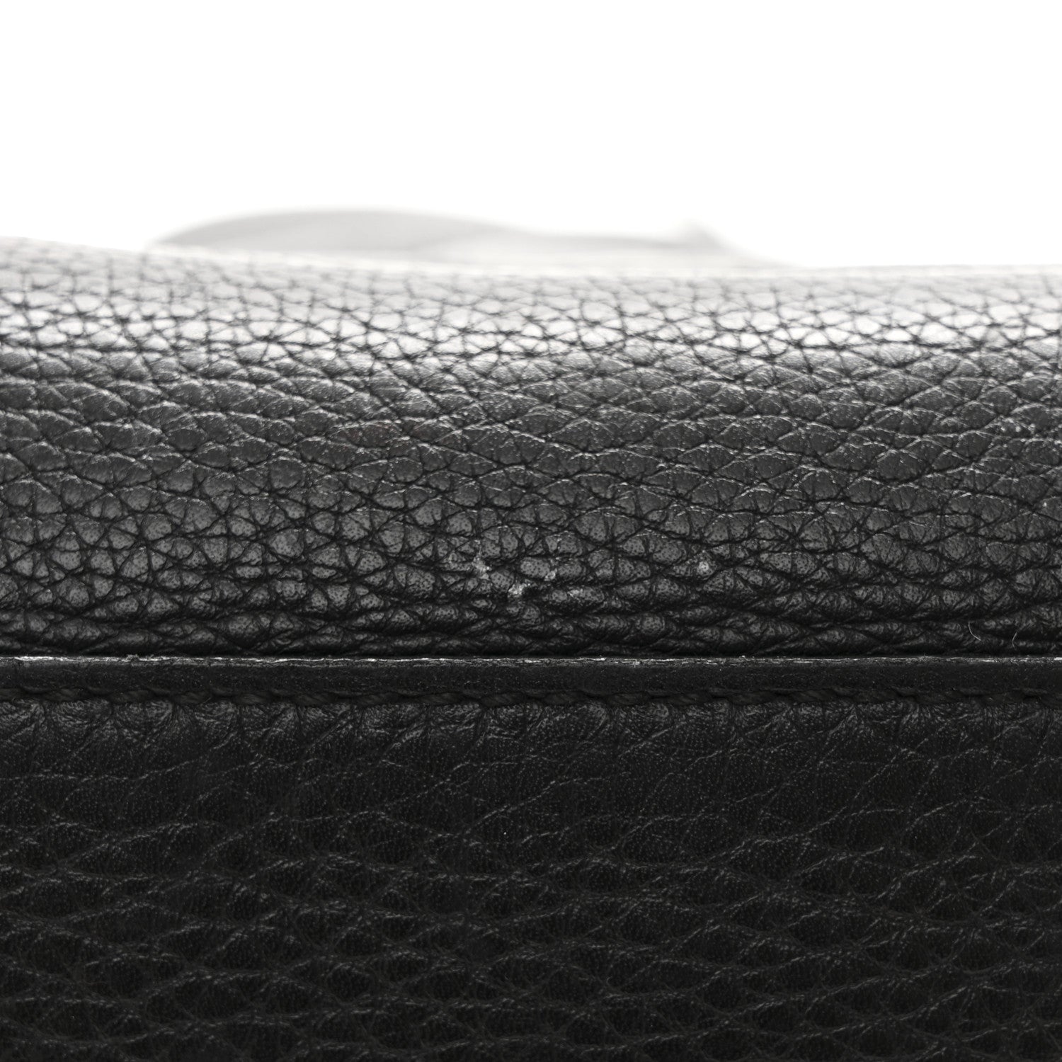 Gucci Pebbled Calfskin Medium Soho Chain Shoulder Bag Black