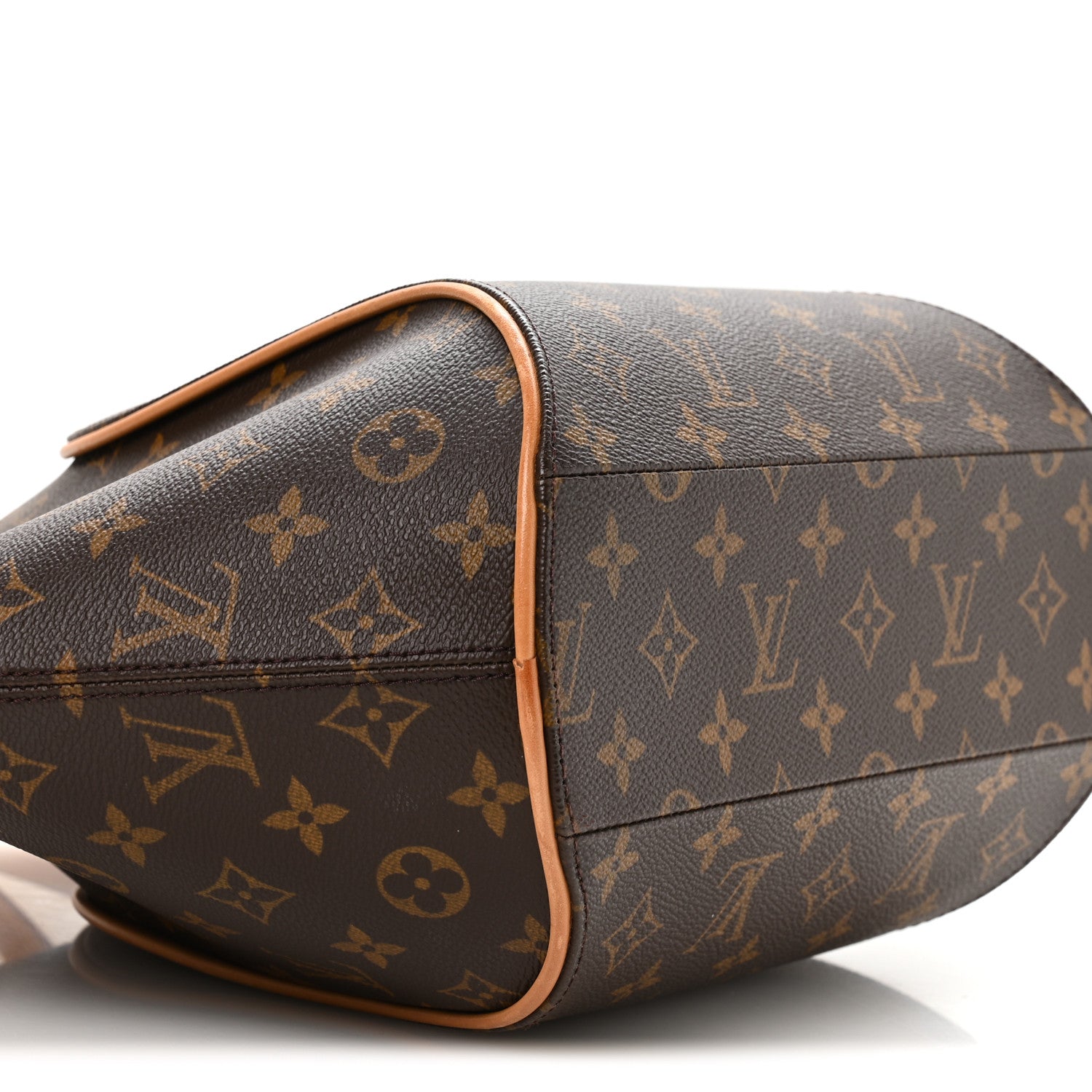 Louis Vuitton Monogram Ellipse MM