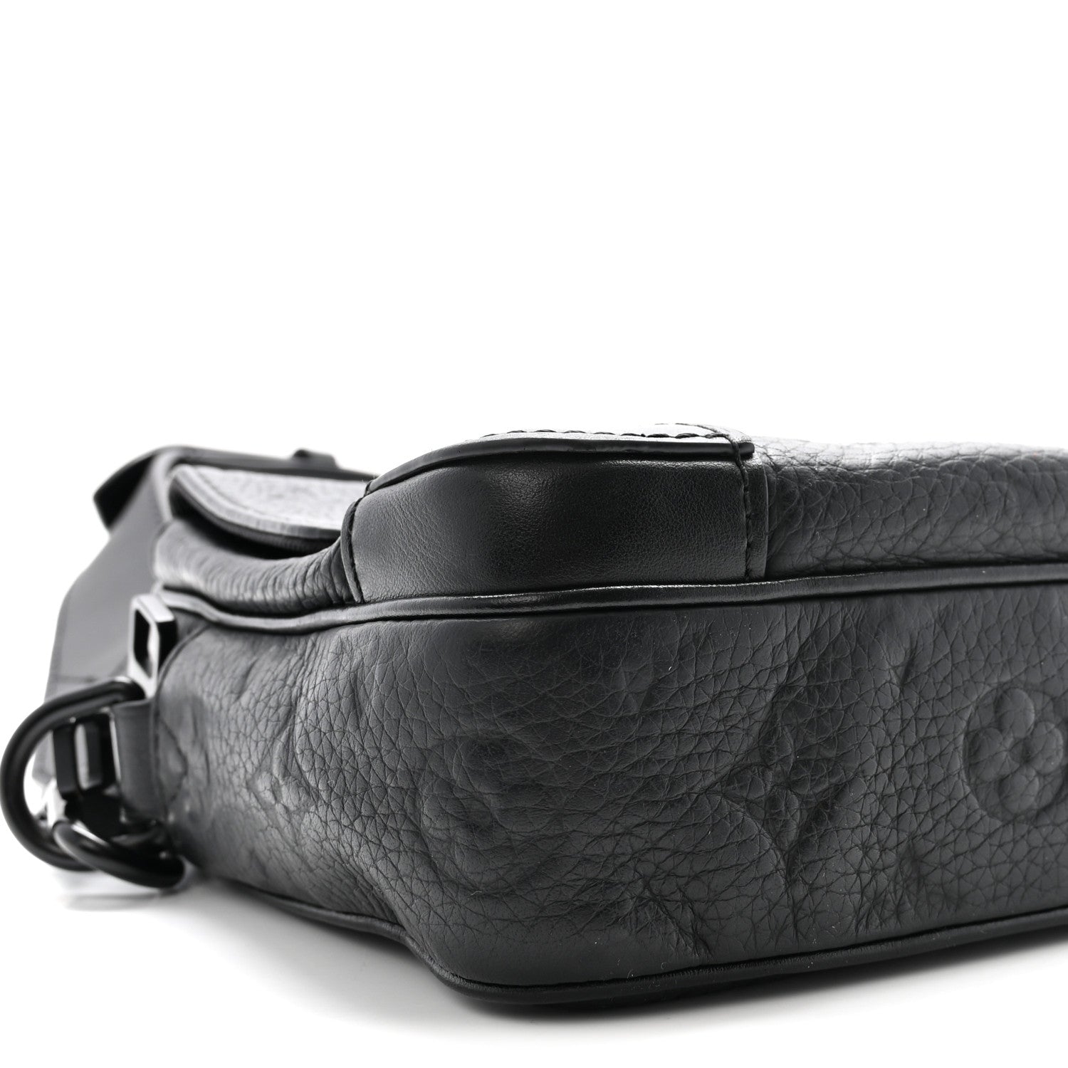 Louis Vuitton Taurillon Monogram Steamer Messenger Black