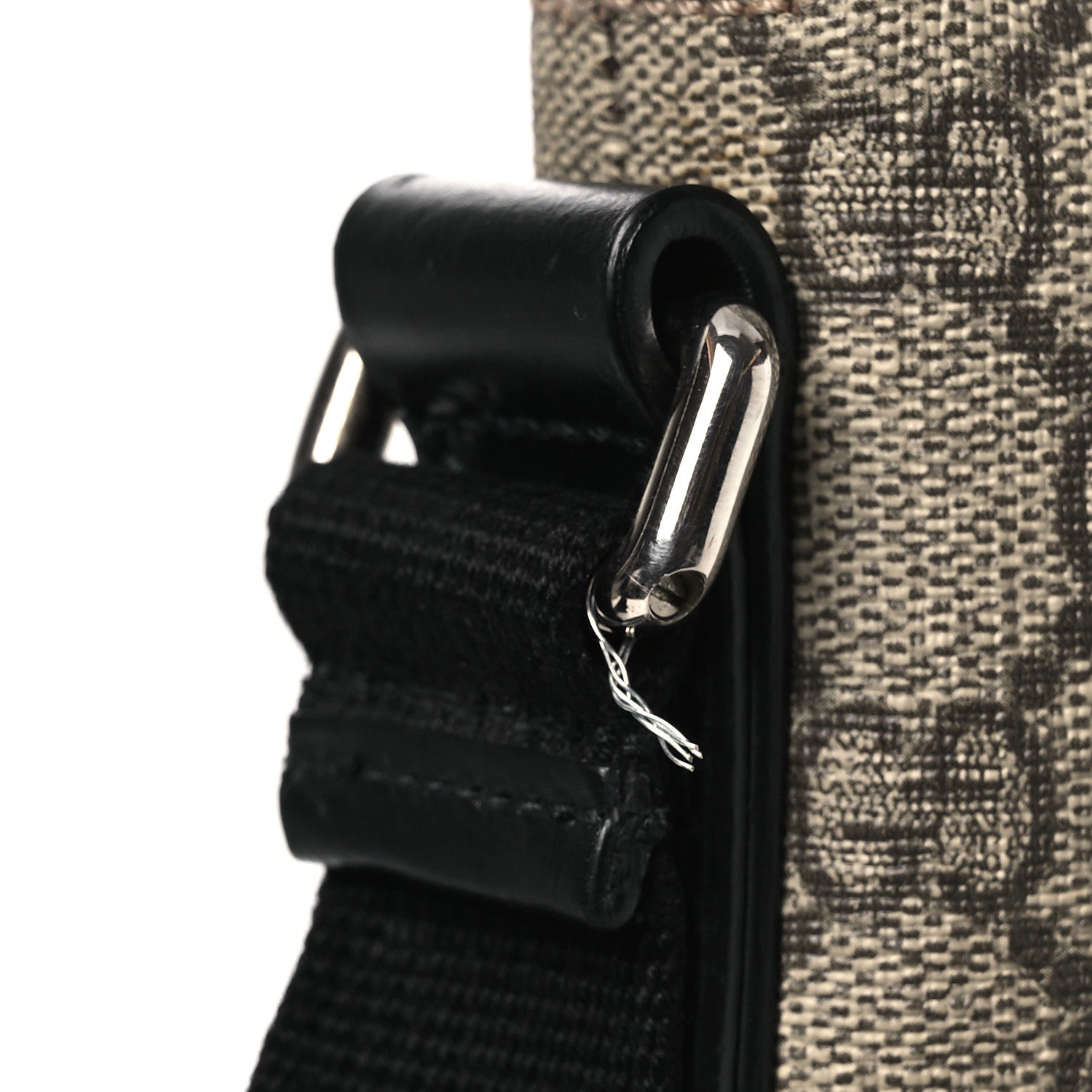 Gucci GG Supreme Monogram Flat Messenger Bag Black