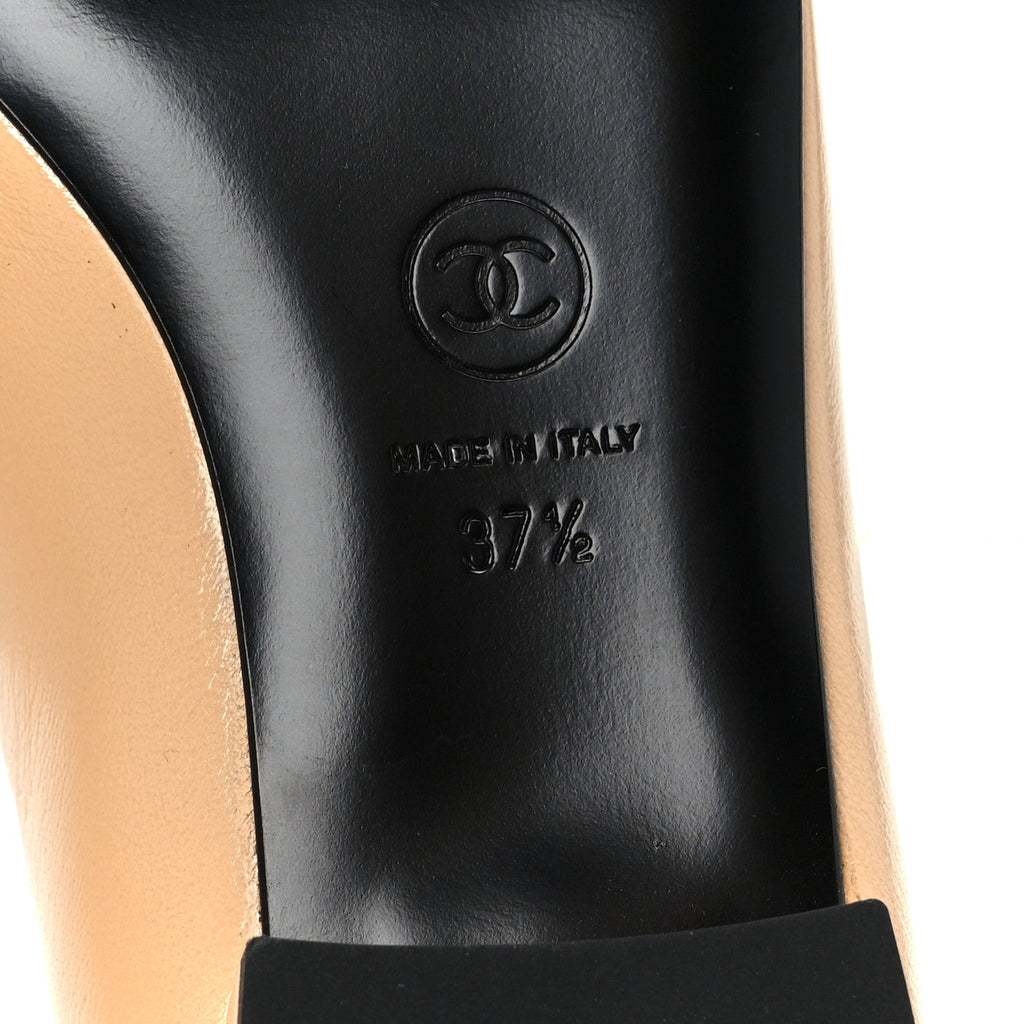 Chanel Shiny Lambskin Grosgrain Pointed Toe CC Ballet Flats 37.5 Beige Black