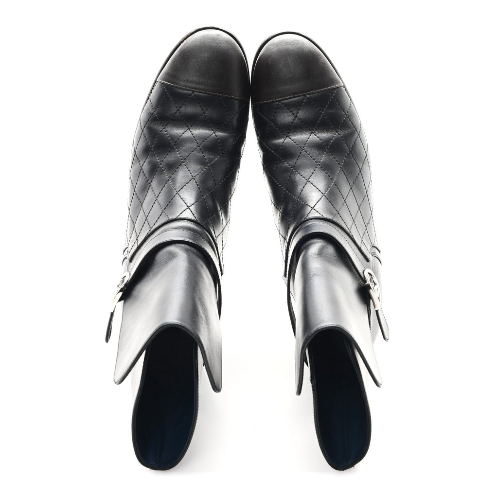 Calfskin Quilted Cap Toe Boots 41 Black Brown