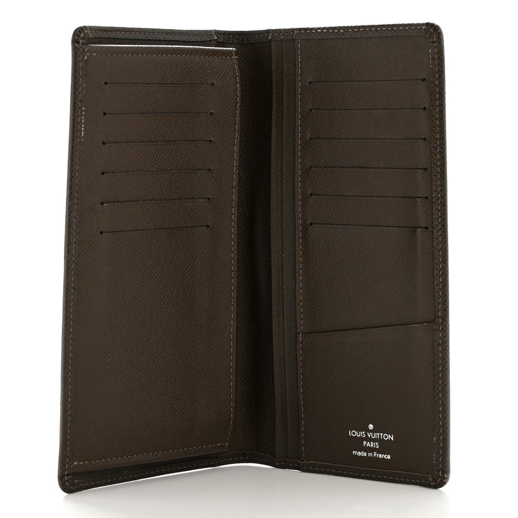 Louis Vuitton Taiga Brazza Wallet Grizzli