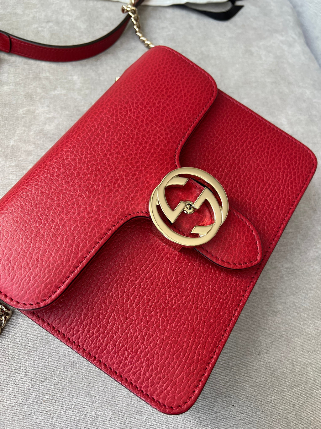 Gucci Interlocking GG Red Small Shoulder Bag