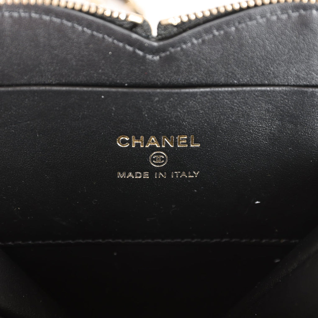 Chanel Hearts Chain Clutch Black and White Patent Calfskin Gold Hardware