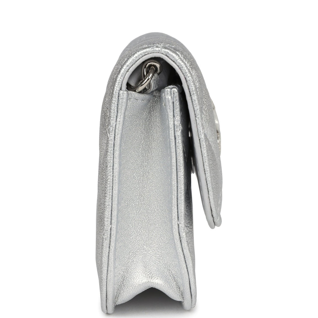 Chanel Crystal CC Walk Of Fame Clutch Wallet Silver Metallic Goatskin Silver Hardware