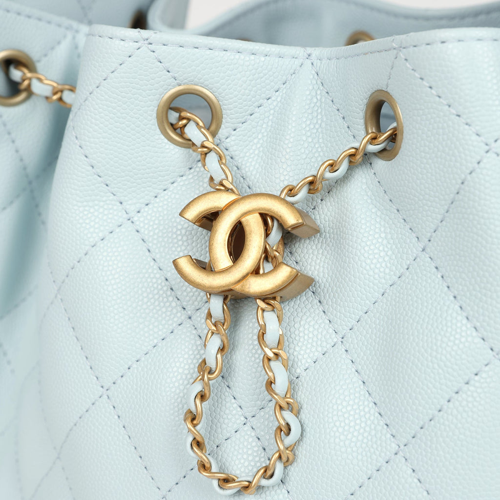 Pre-owned Chanel Small 25 Hobo Bag Light Blue Caviar Antique Gold Hardware