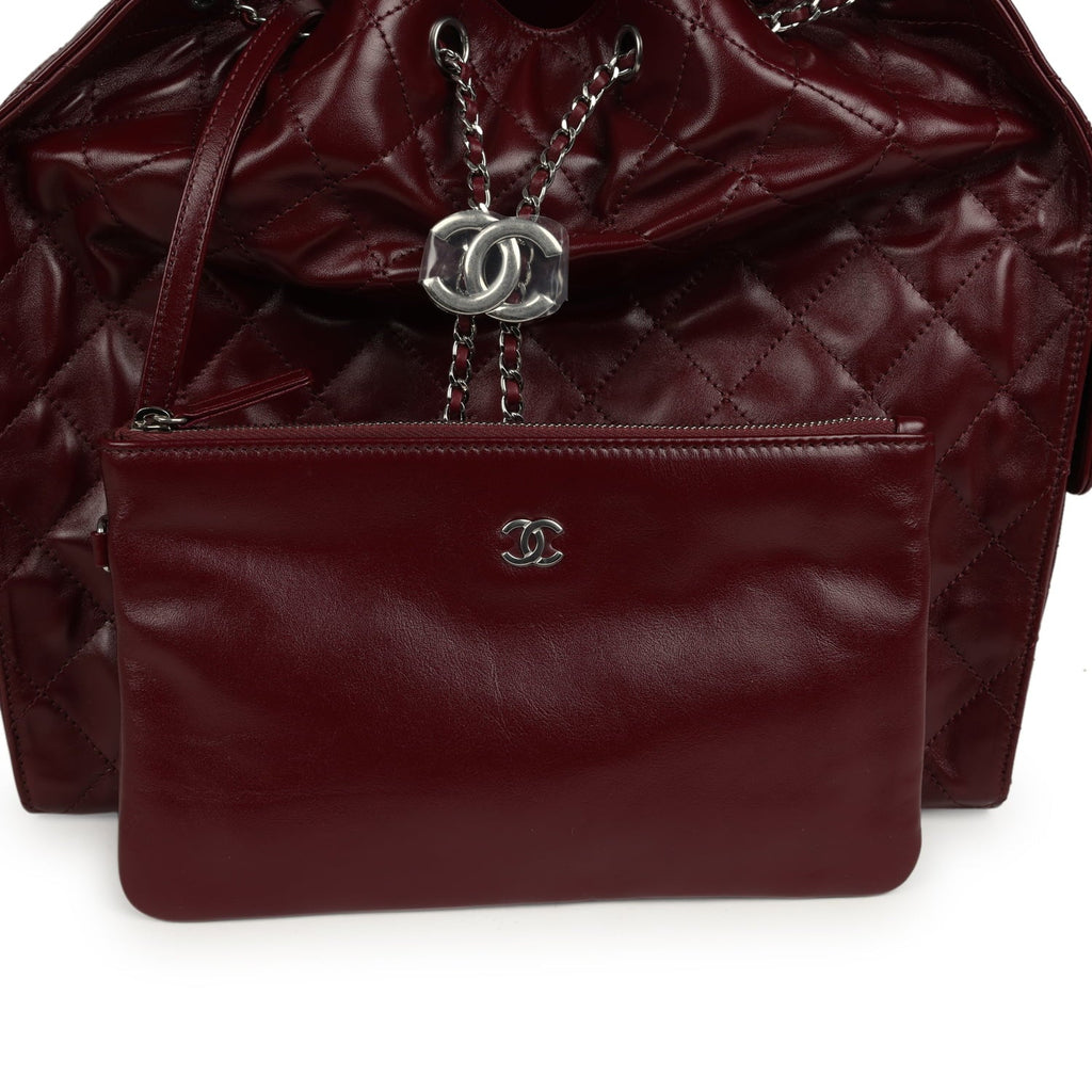 Chanel Medium 25 Hobo Bag Dark Burgundy Shiny Crumpled Calfskin Silver Hardware