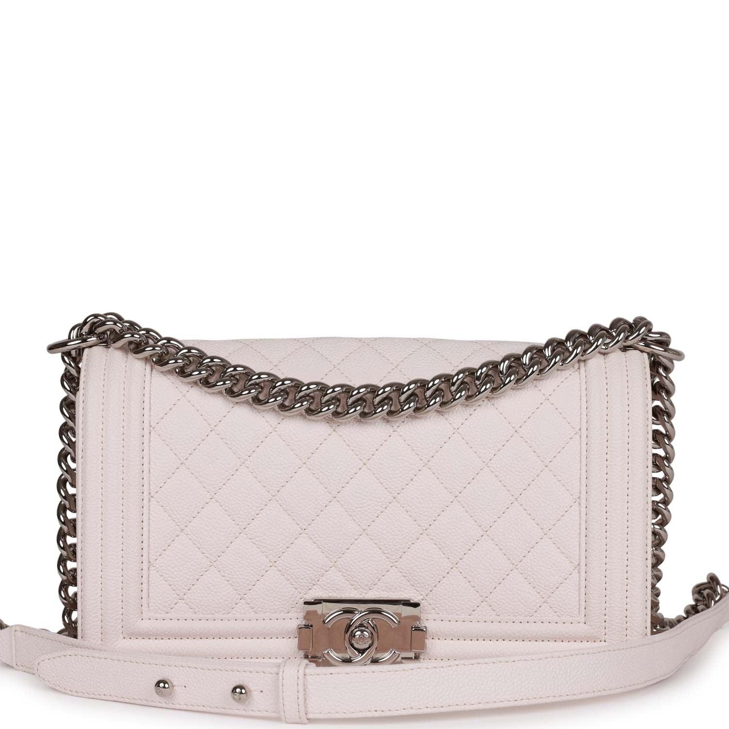 Pre-owned Chanel Medium Boy Light Pink Caviar Silver Hardware