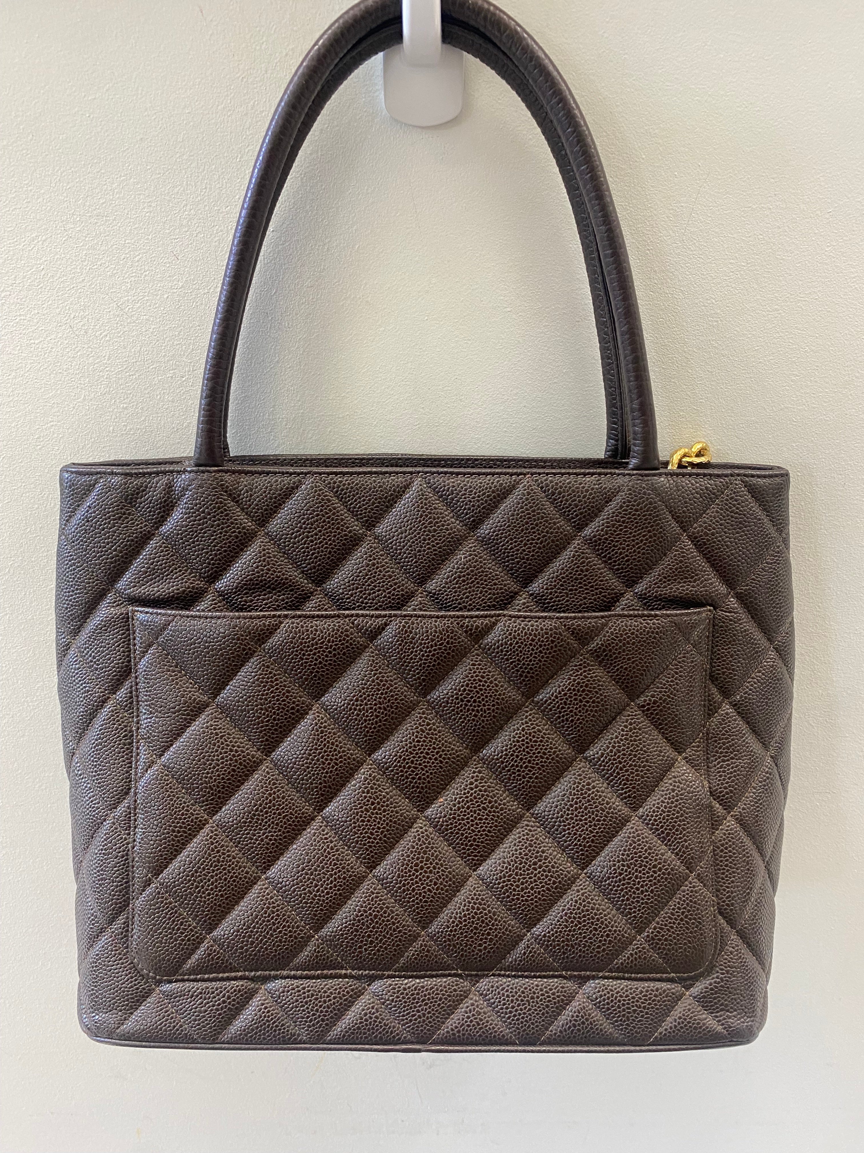 CHANEL CC BROWN CAVIAR LEATHER MEDALLION TOTE BAG