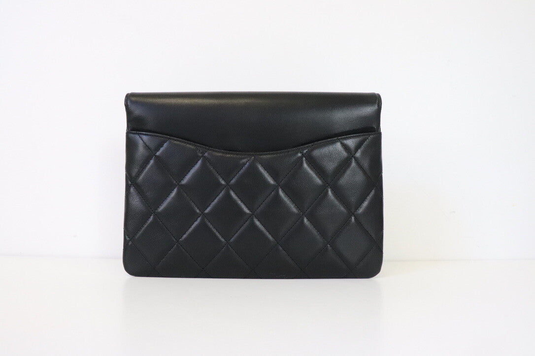 CHANEL CC LAMBSKIN CLUTCH BAG