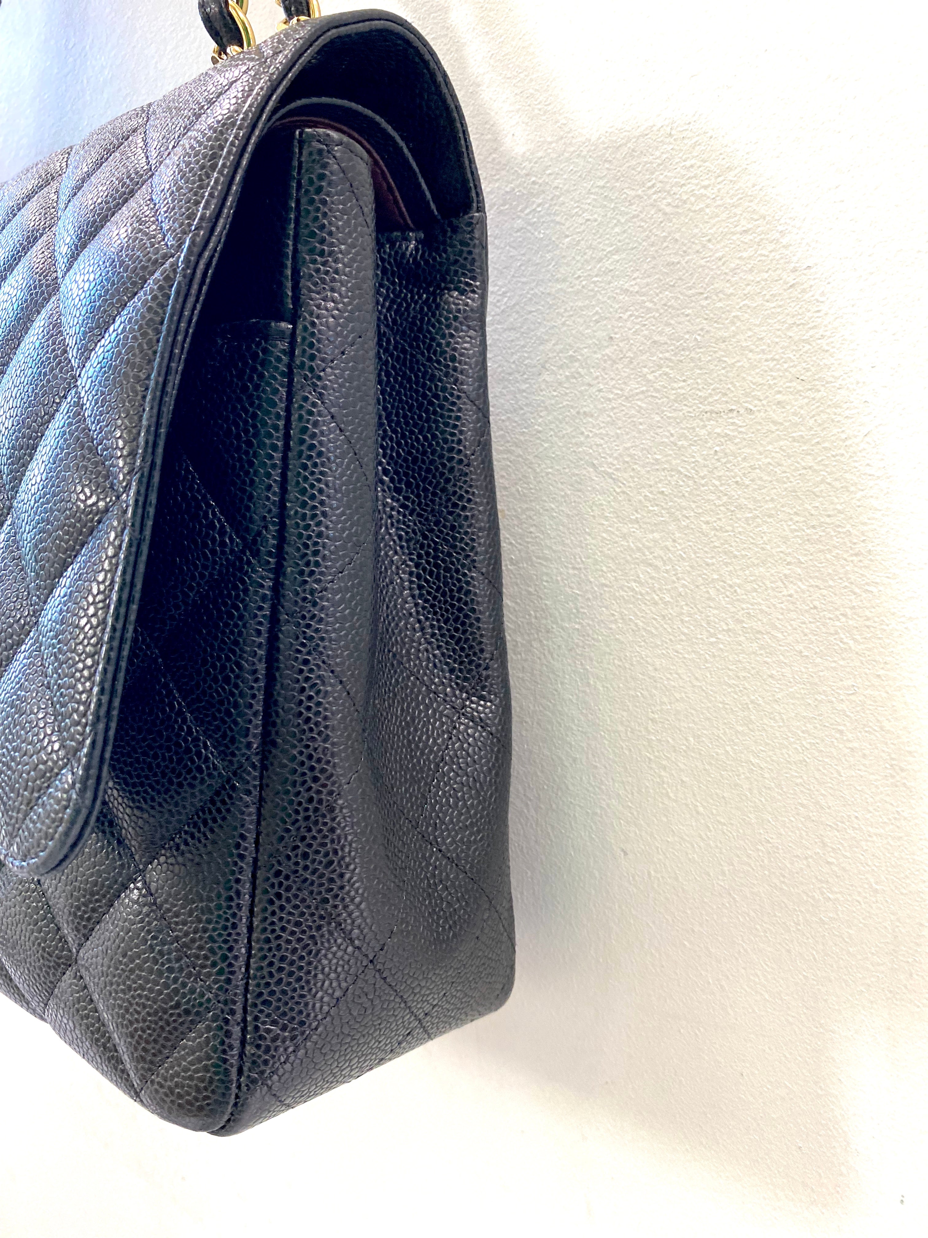 CHANEL CAVIAR QUILTED MAXI DOUBLE FLAP BAG