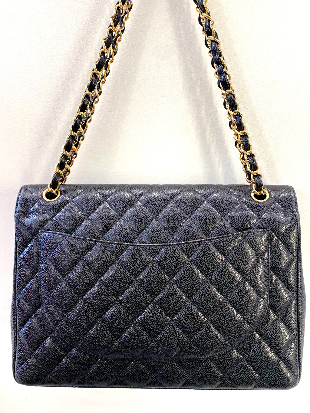 CHANEL CAVIAR QUILTED MAXI DOUBLE FLAP BAG