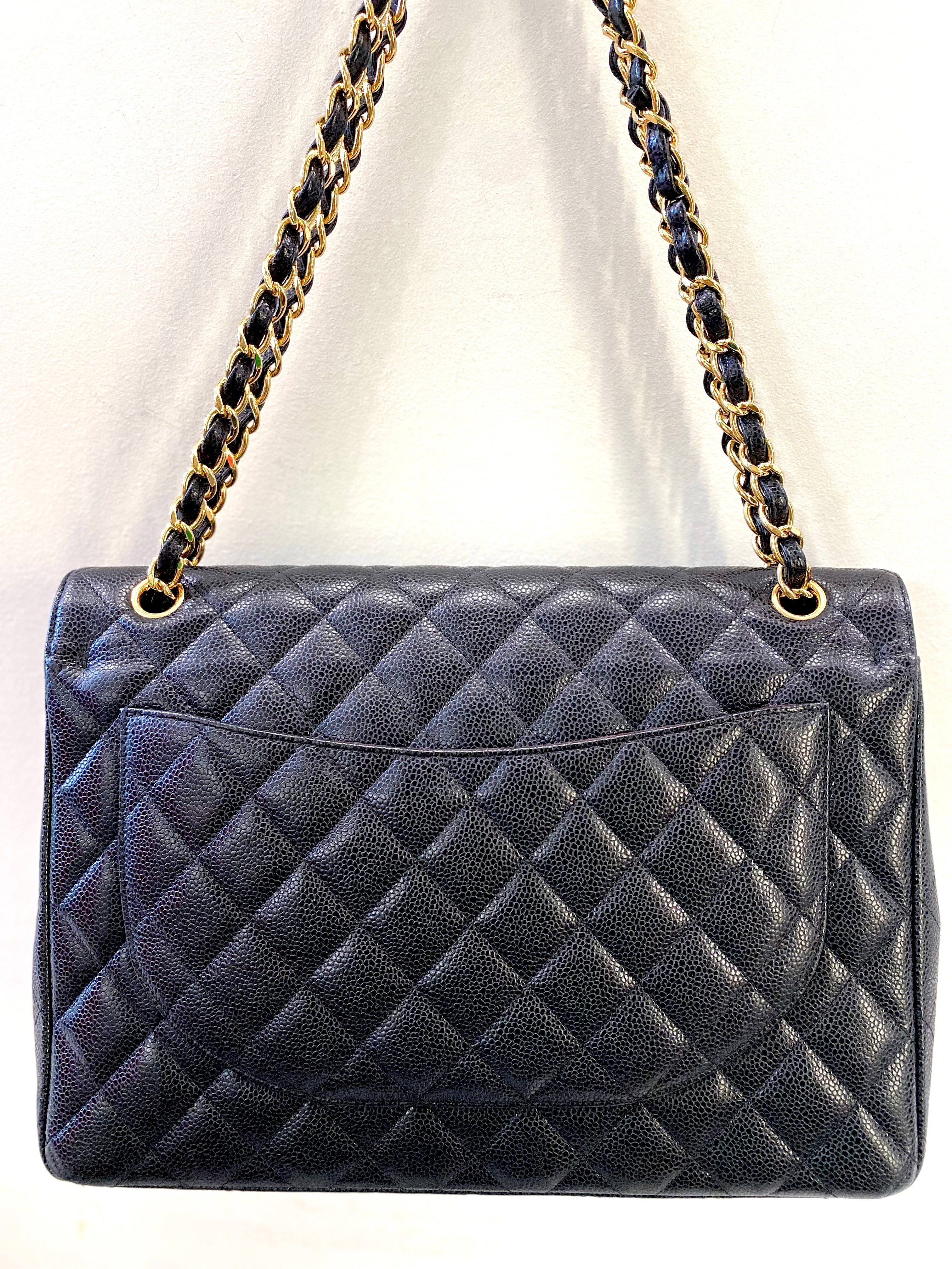 CHANEL CAVIAR QUILTED MAXI DOUBLE FLAP BAG