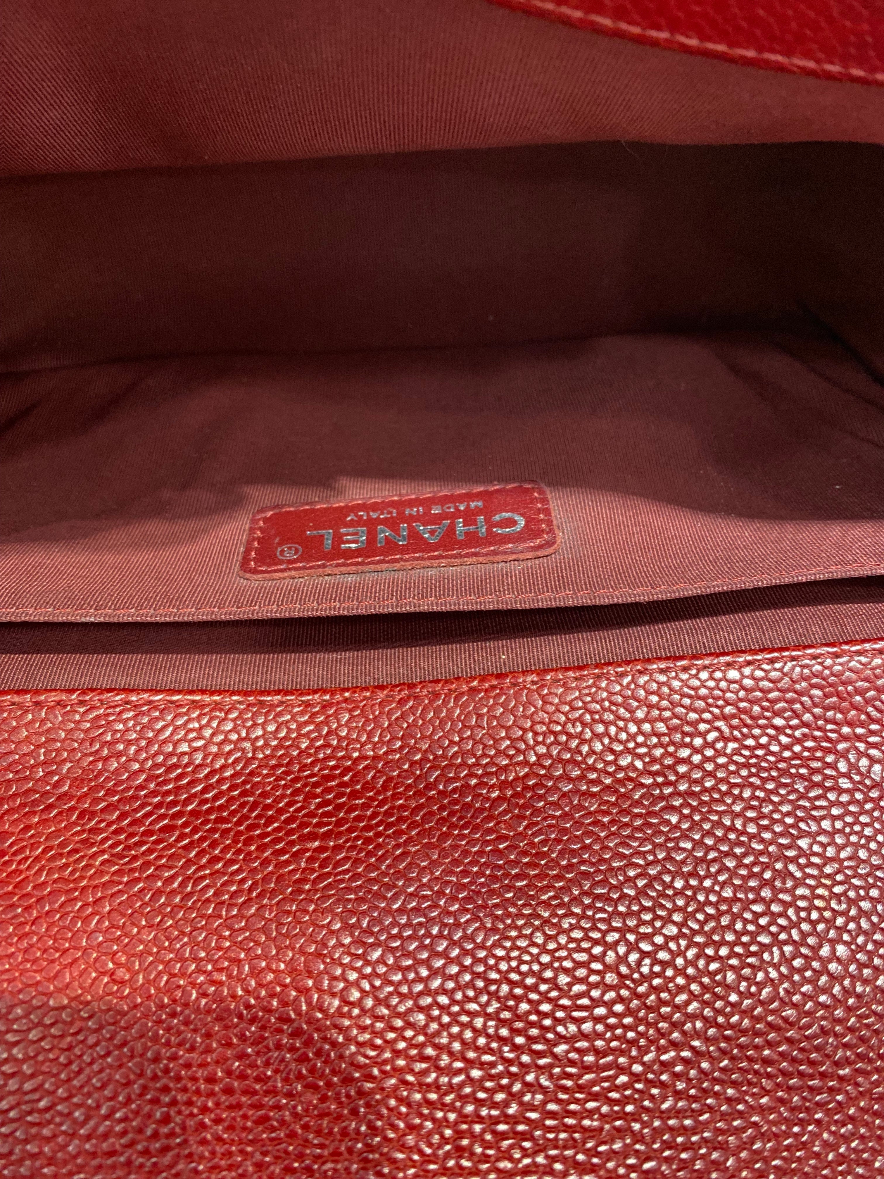 CHANEL CAVIAR QUILTED NEW MEDIUM BOY FLAP BAG