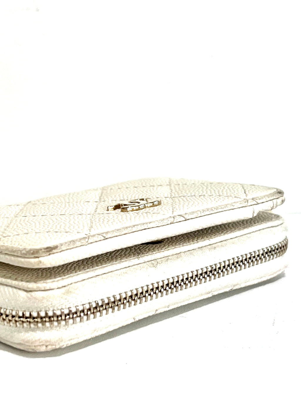 CHANEL VINTAGE CAVIAR QUILTED SMALL ZIP WALLET