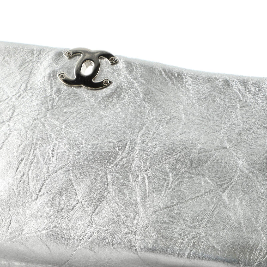 CHANEL CRUMPLED QUILTED CALFSKIN METALLIC CHAIN BAG