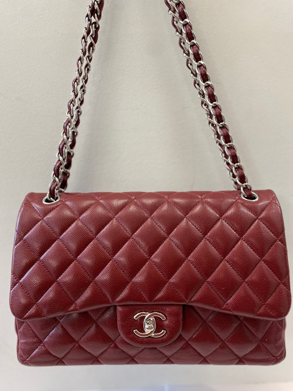 CHANEL CLASSIC CAVIAR QUILTED JUMBO DOUBLE FLAP BAG