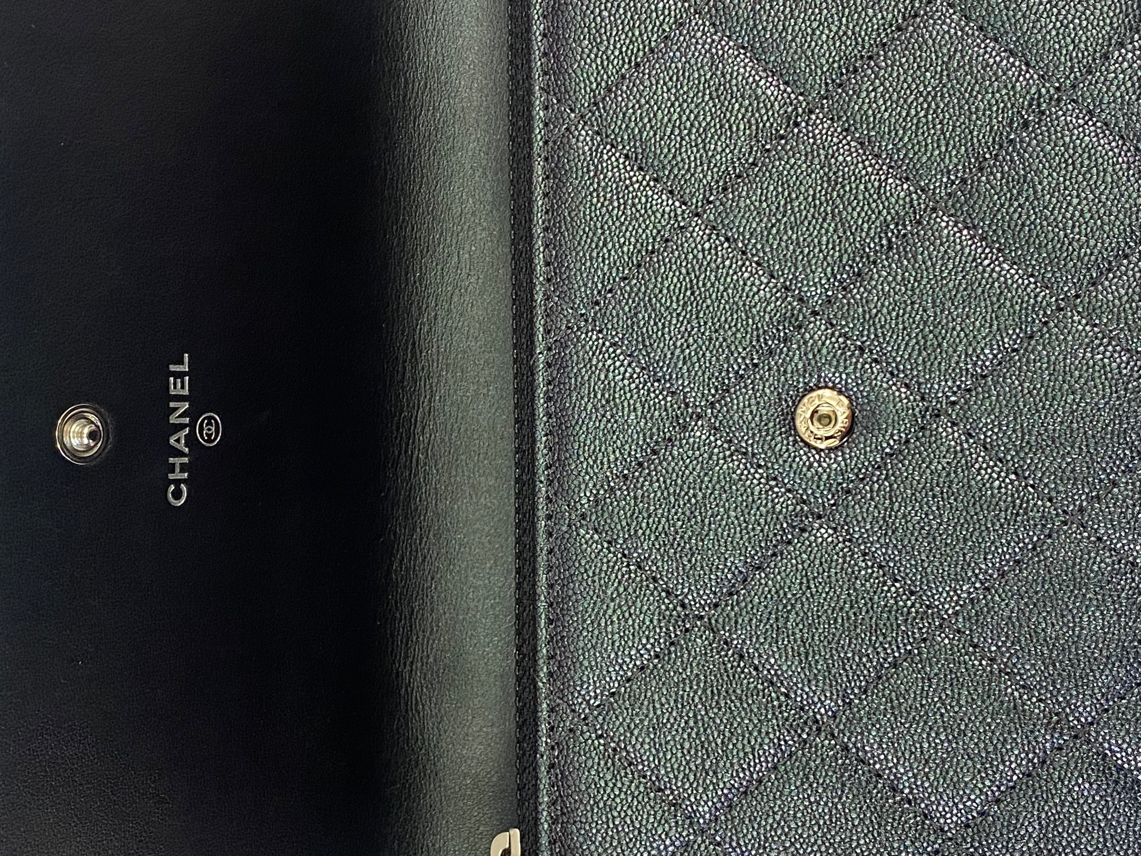 CHANEL IRIDESCENT CAVIAR QUILTED CLUTCH WRISTLET