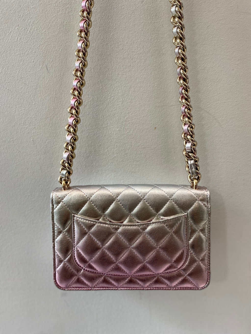 CHANEL SILVER & PINK METALLIC GRADIENT QUILTED LAMBSKIN WOC
