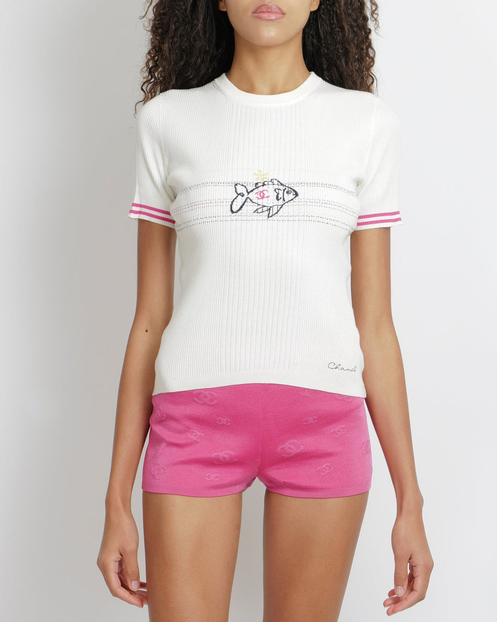 Chanel Spring 2022 Hot Pink Shorts with Embroidered CC Logos and Pink Crystal CC Logo Button Detail Size FR 36 (UK 8)