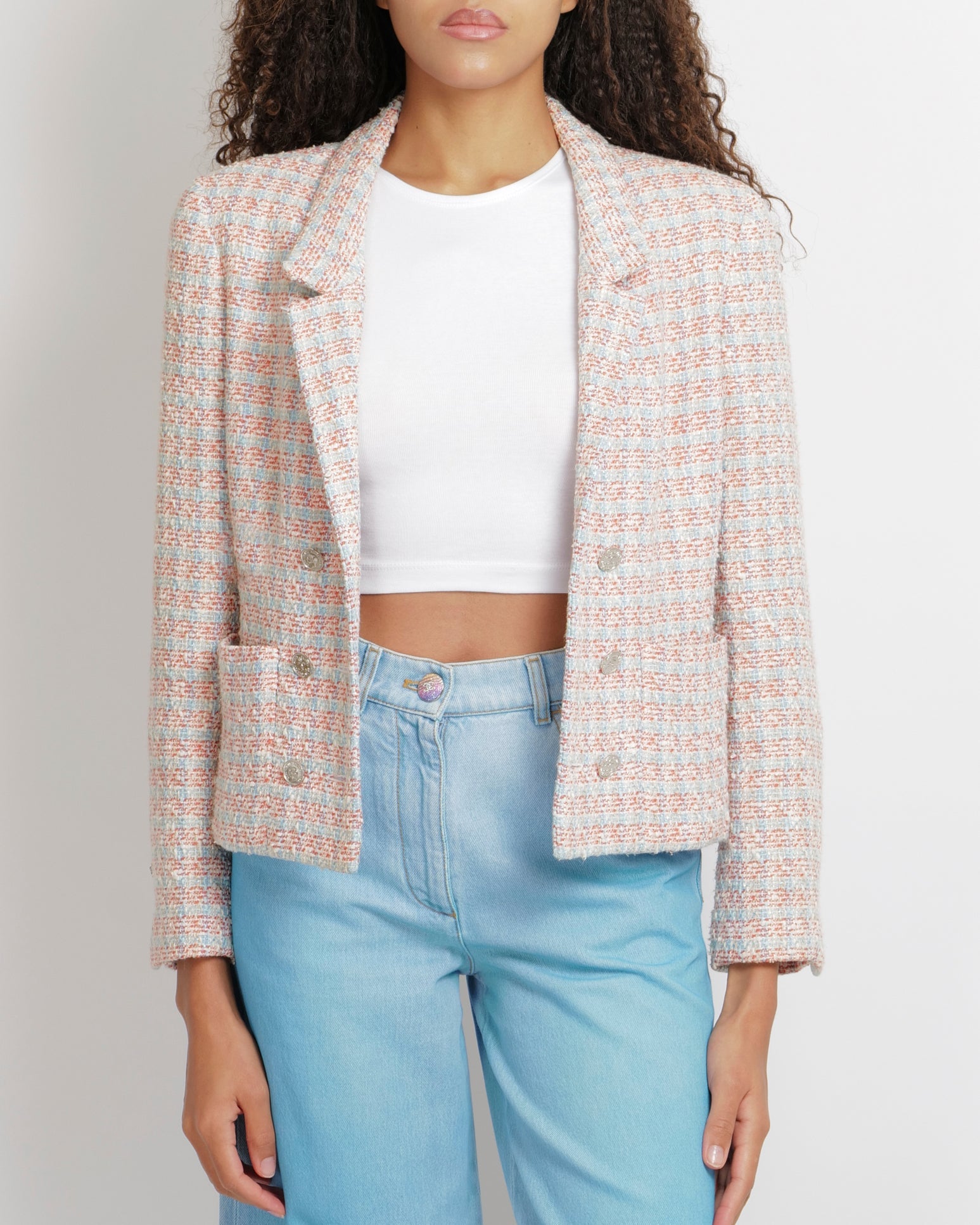 Chanel Vintage 96P White, Pink and Blue Tweed Jacket with Polished Silver CC Logo Buttons Size FR 42 (UK 14)