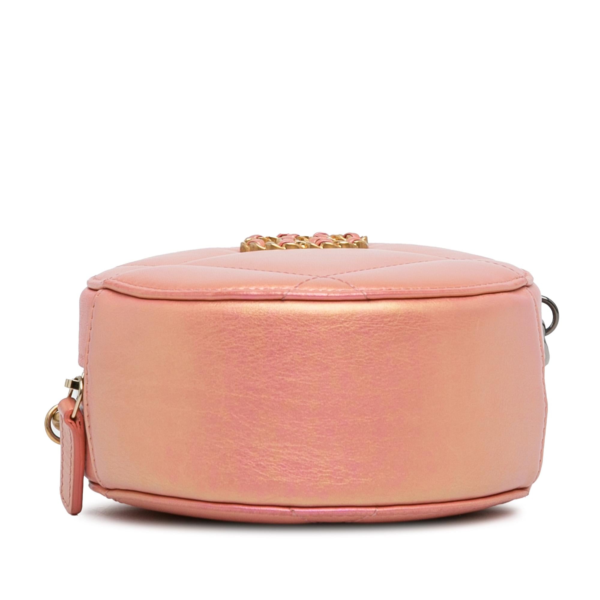 Chanel 19 Round Lambskin Clutch With Chain (SHG-62C0pv)