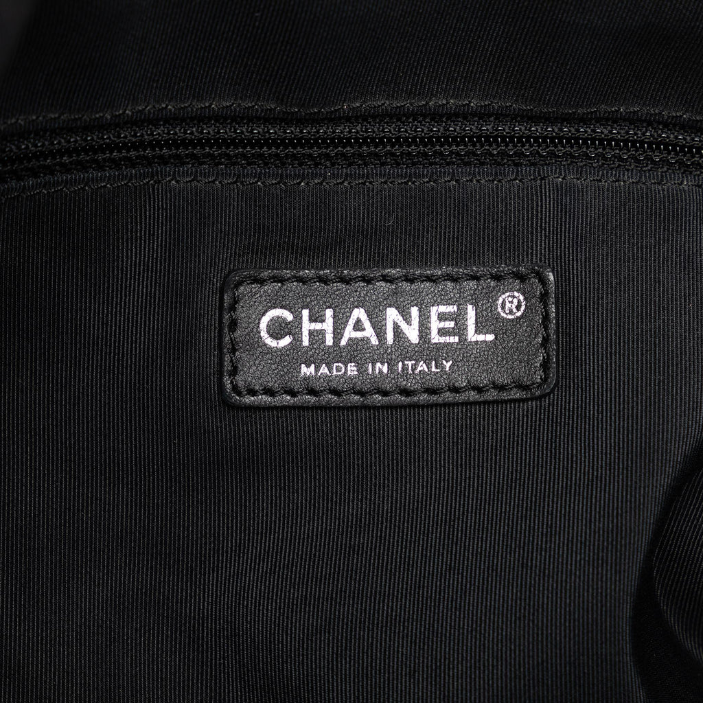 Chanel 31 Rue Cambon Embossed Leather Satchel (SHG-nBv17W)