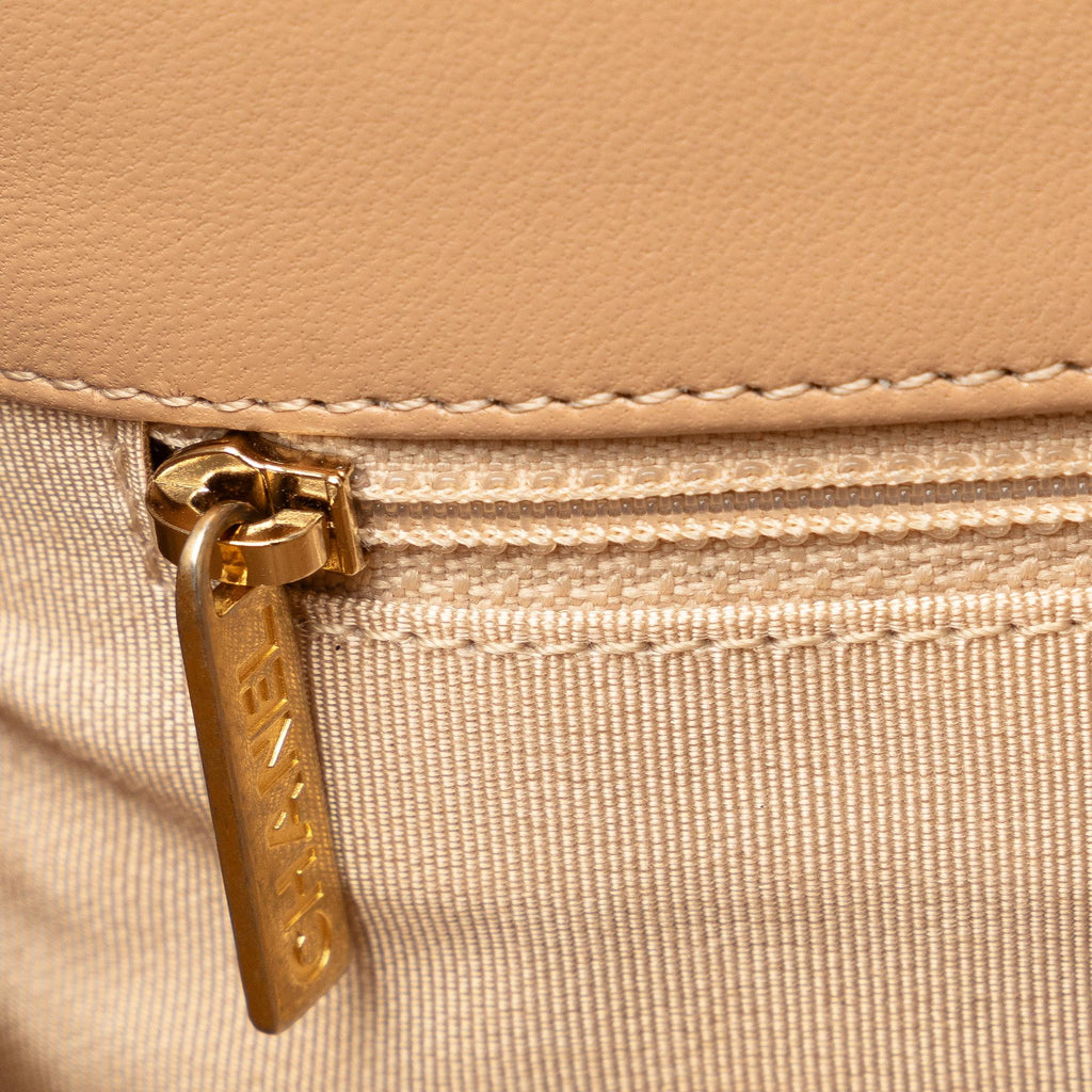 Chanel A Real Catch Lambskin Satchel (SHG-mZDJD0)
