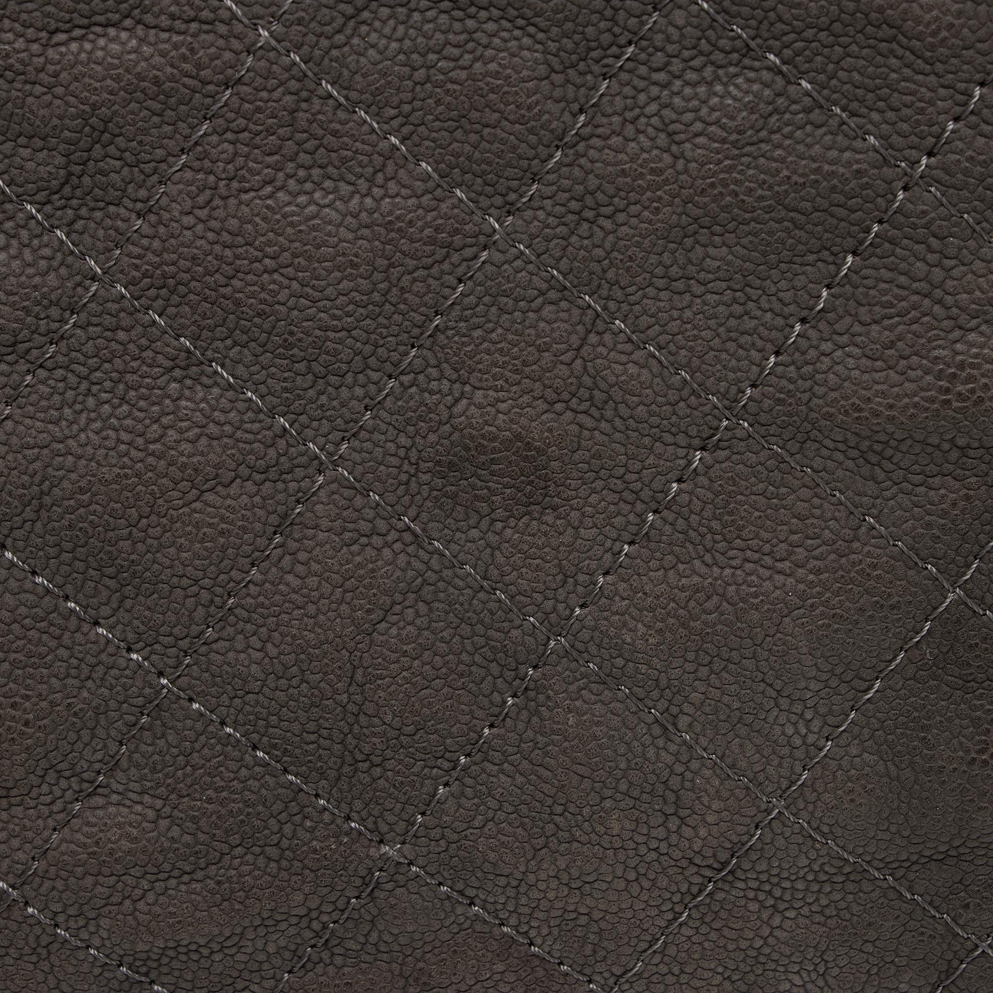 Chanel Aged Caviar Leather Boy Hobo (SHF-yVlC0J)