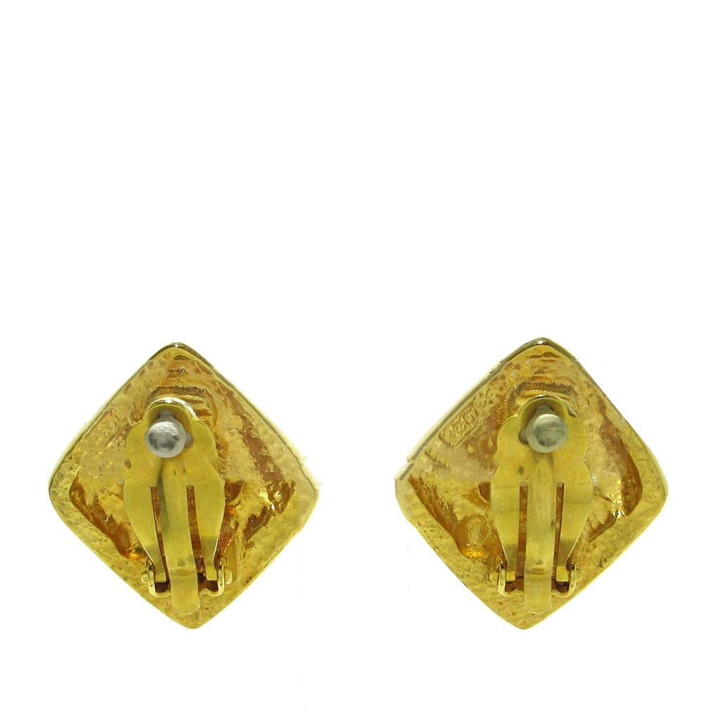 Chanel Arabesque Clip On Earrings (SHG-XKpMkM)