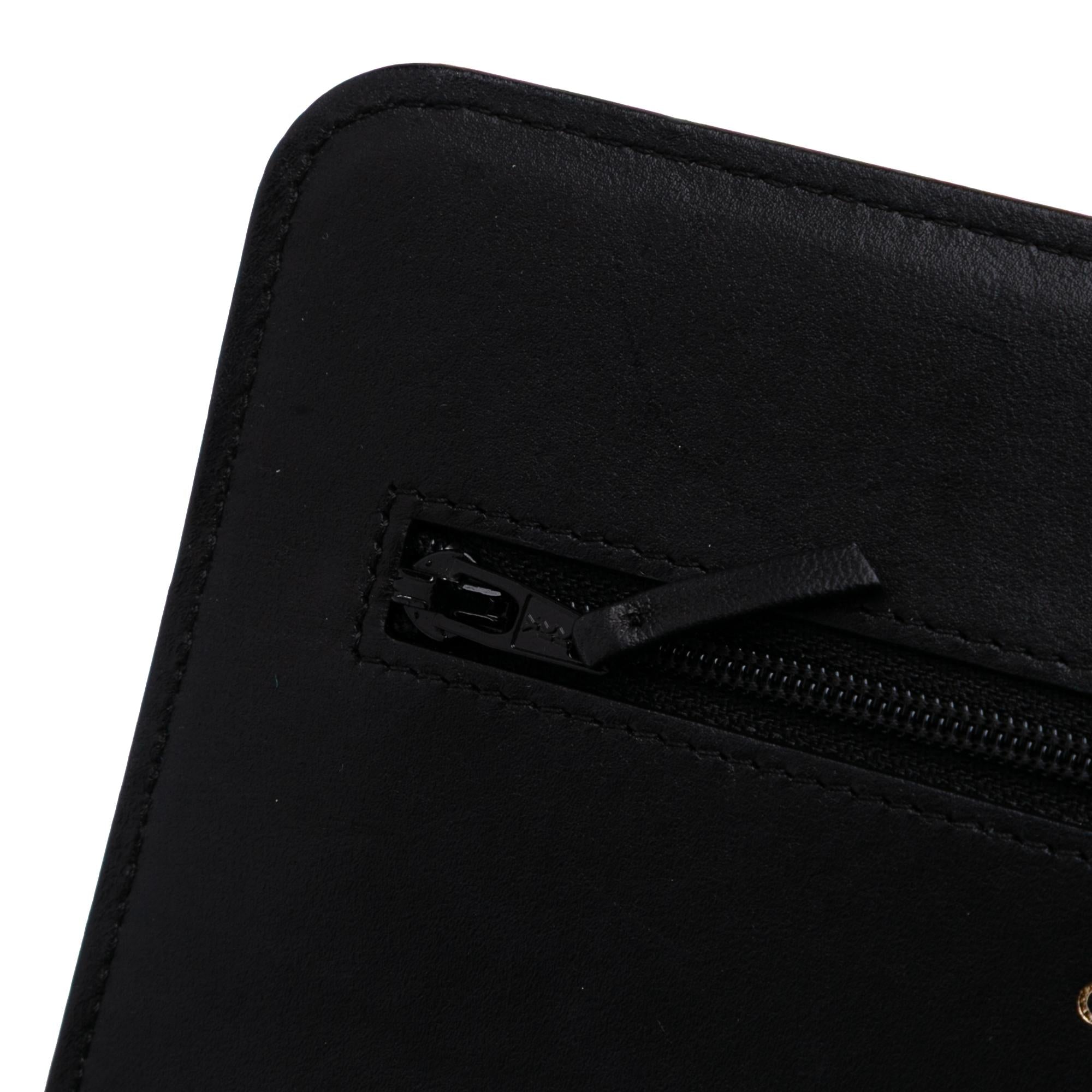 Chanel Bicolor Quilted Lambskin Camellia Wallet on Chain