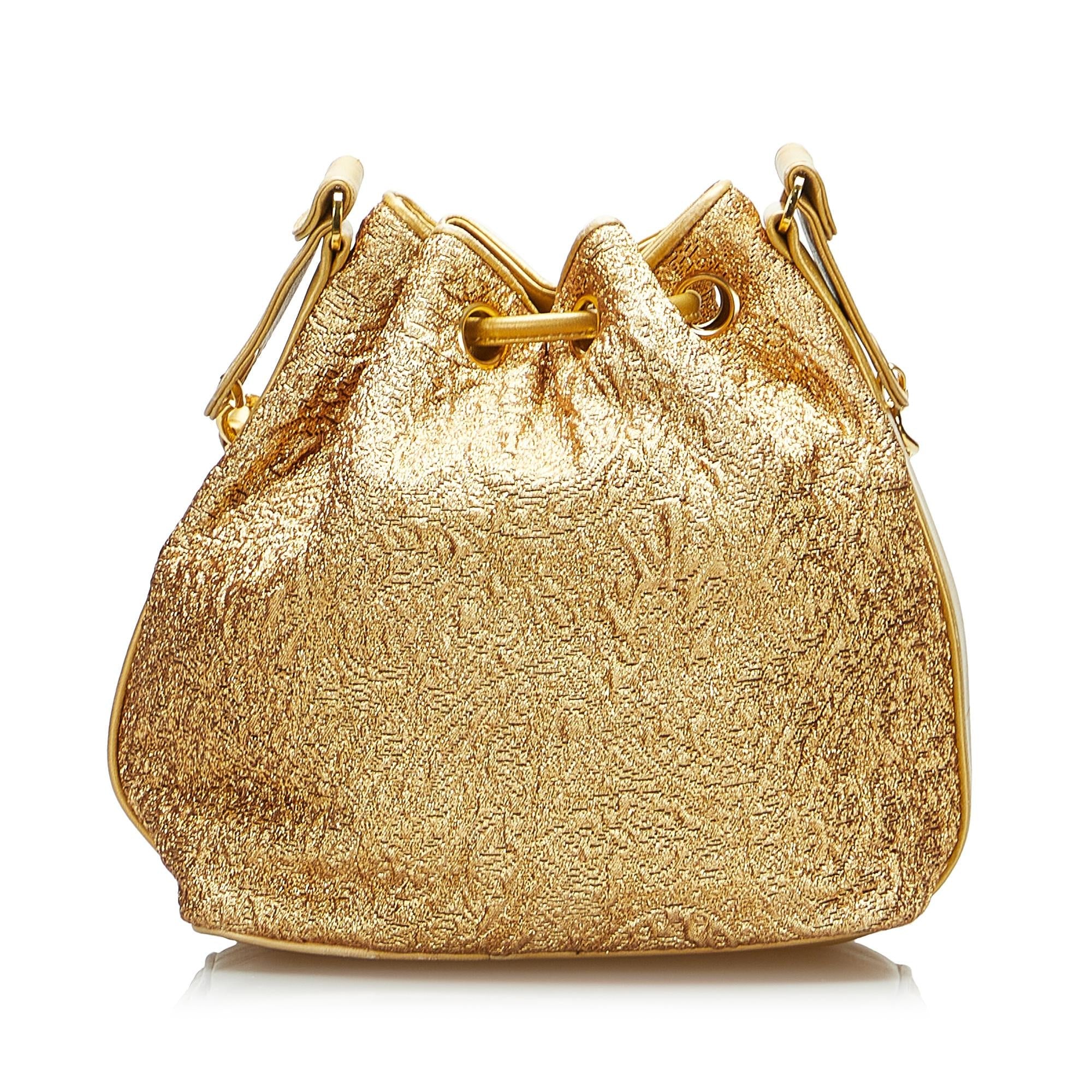 Chanel Brocade Bucket Bag (SHG-jCJMfw)