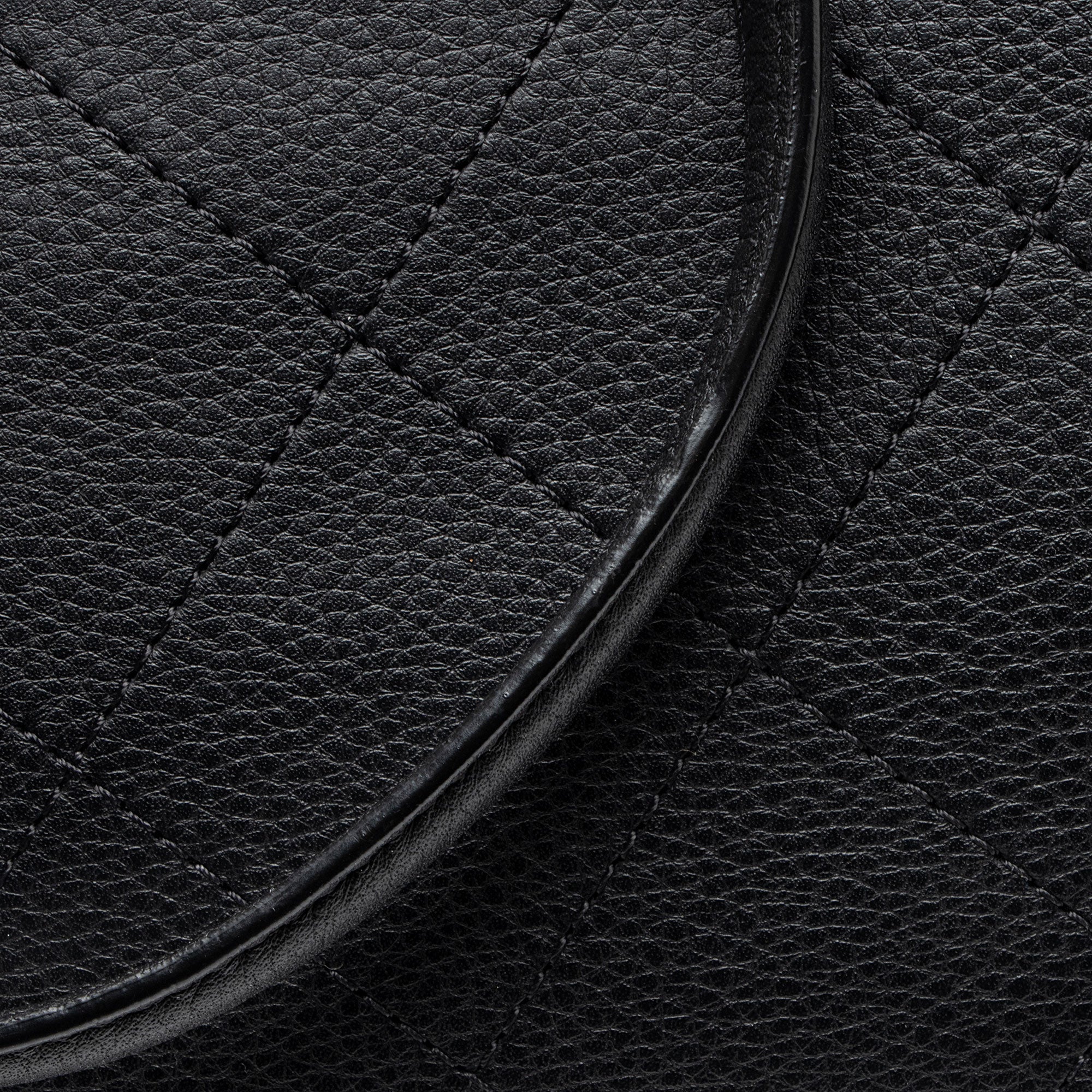 Chanel Bullskin Neo Soft Medium Shopping Tote (SHF-64NjCF)