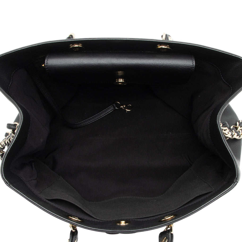 Chanel Bullskin Neo Soft Medium Shopping Tote (SHF-64NjCF)