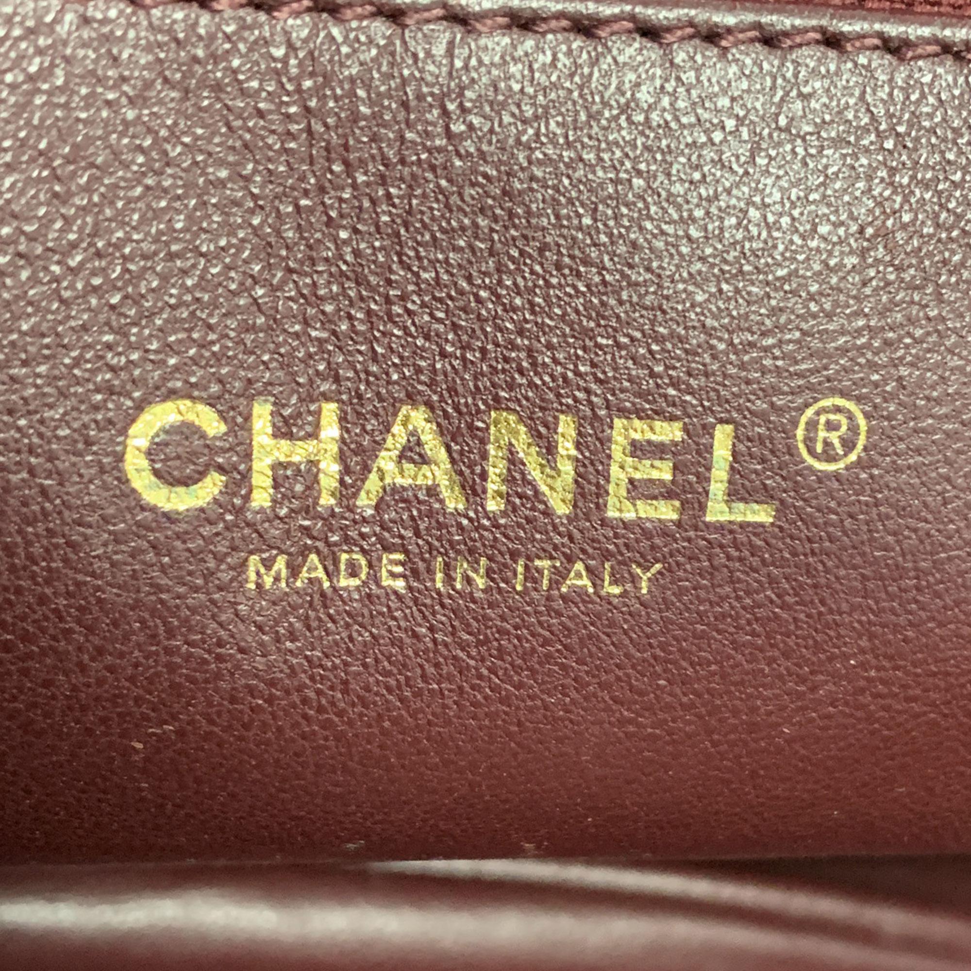 Chanel Business Affinity Shopping Tote (SHG-EyLflr)