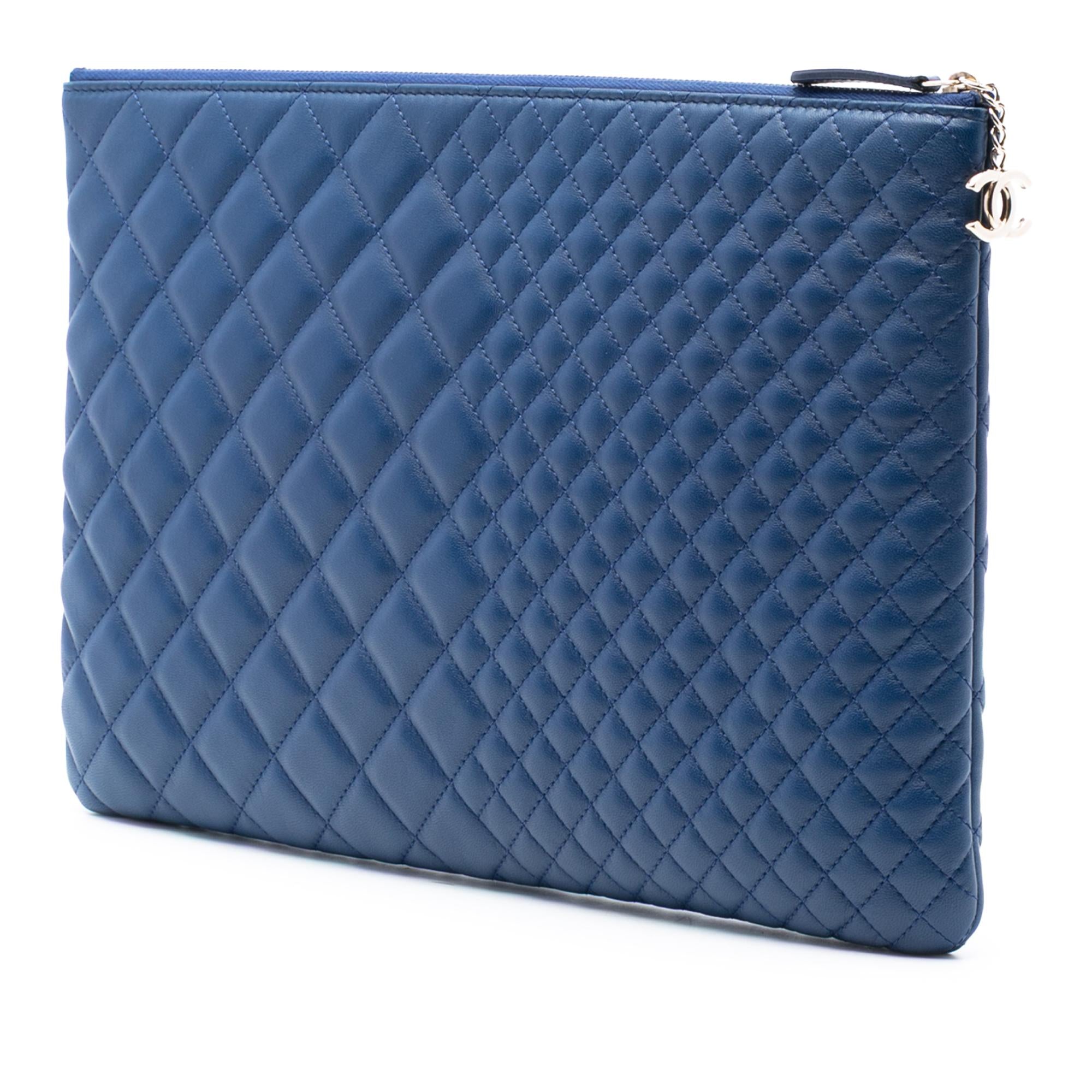 Chanel CC Bi Quilted Lambskin O Case Clutch