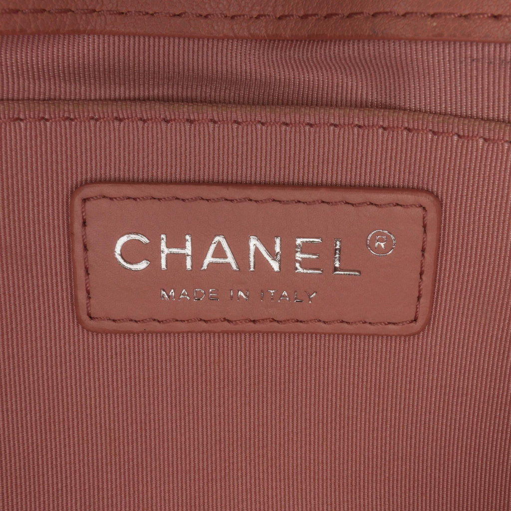 Chanel CC Calfskin Box Flap Bag (SHG-GGzEwT)