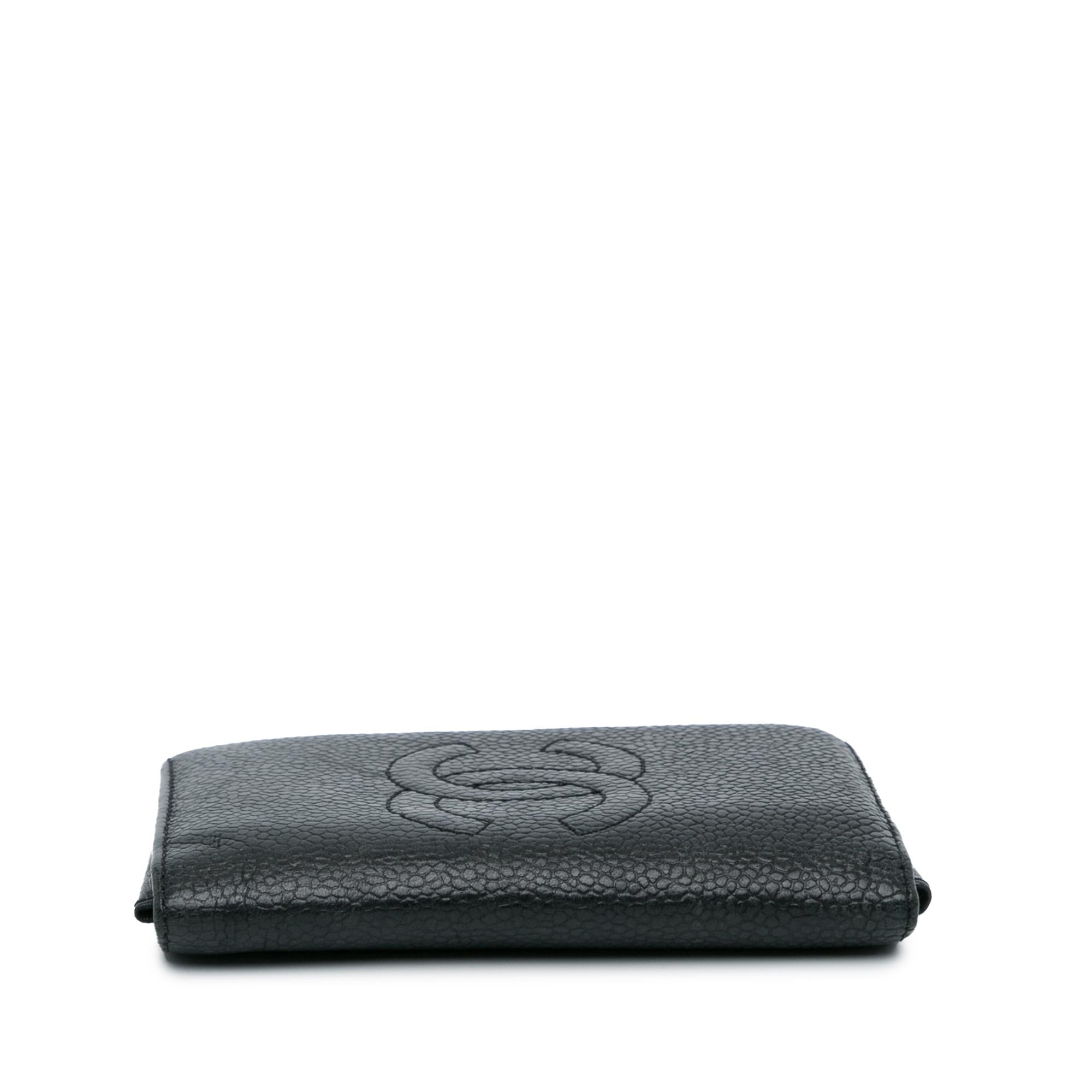 Chanel CC Caviar Bi Fold Card Holder (SHG-GcMVGD)