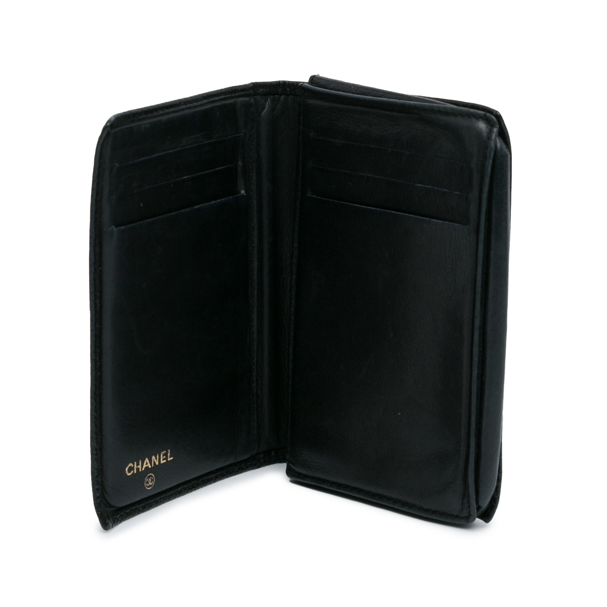 Chanel CC Caviar Bi Fold Card Holder (SHG-GcMVGD)