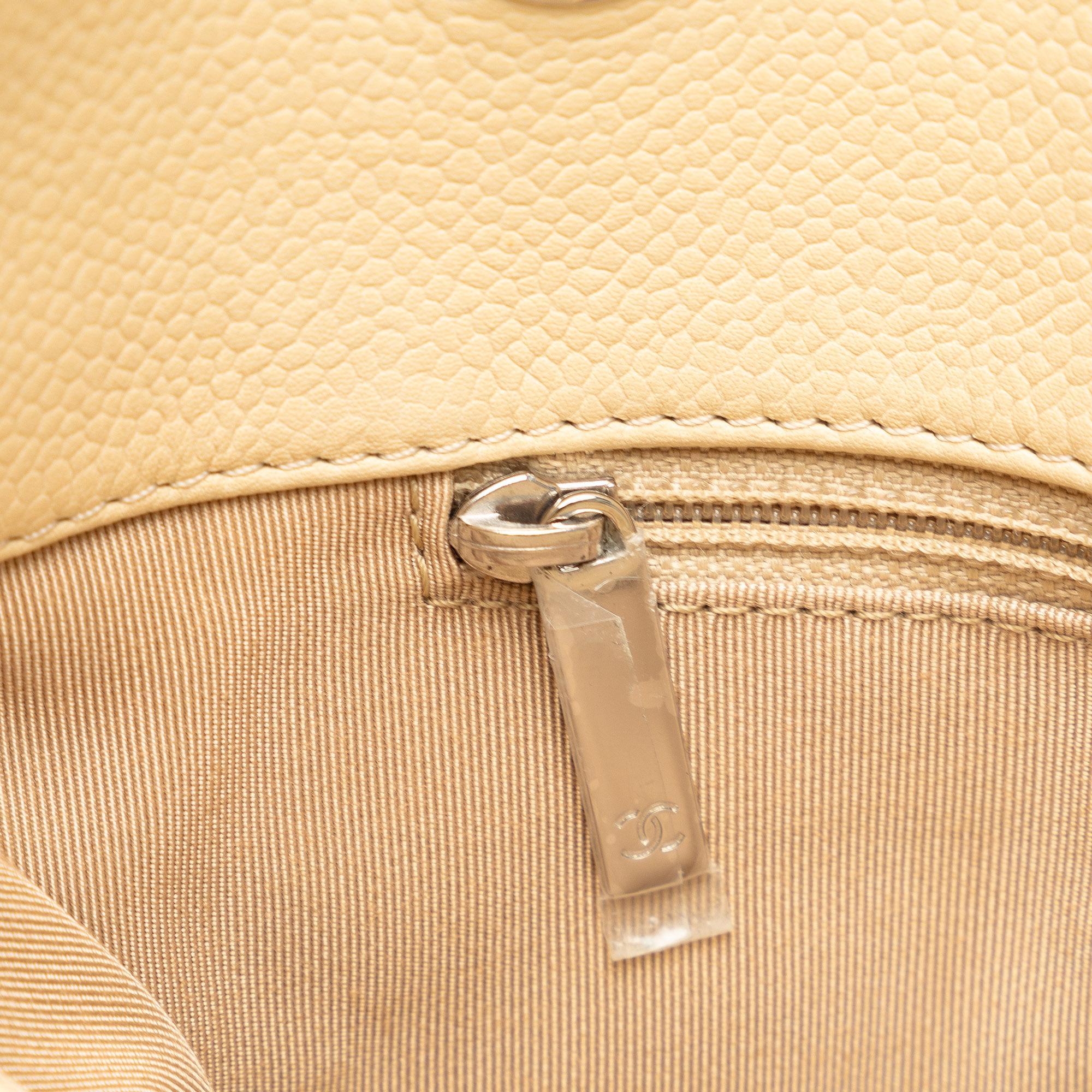 Chanel CC Caviar Chain Tote (SHG-yWn95b)
