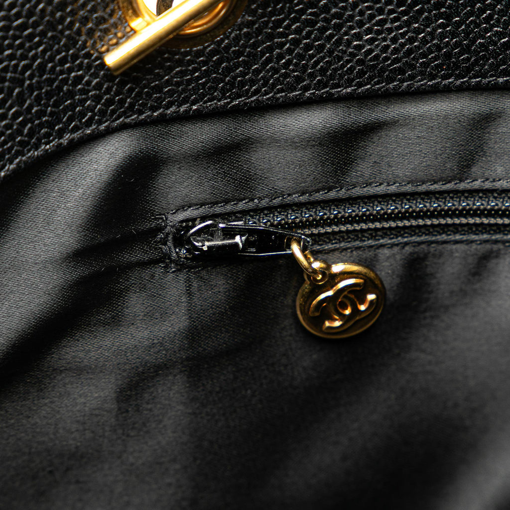 Chanel CC Caviar Chain Tote