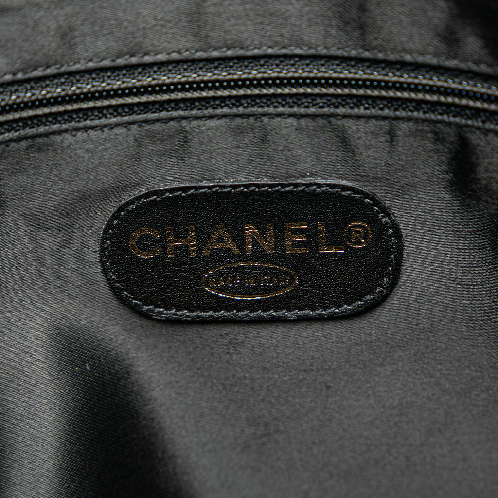 Chanel CC Caviar Chain Tote