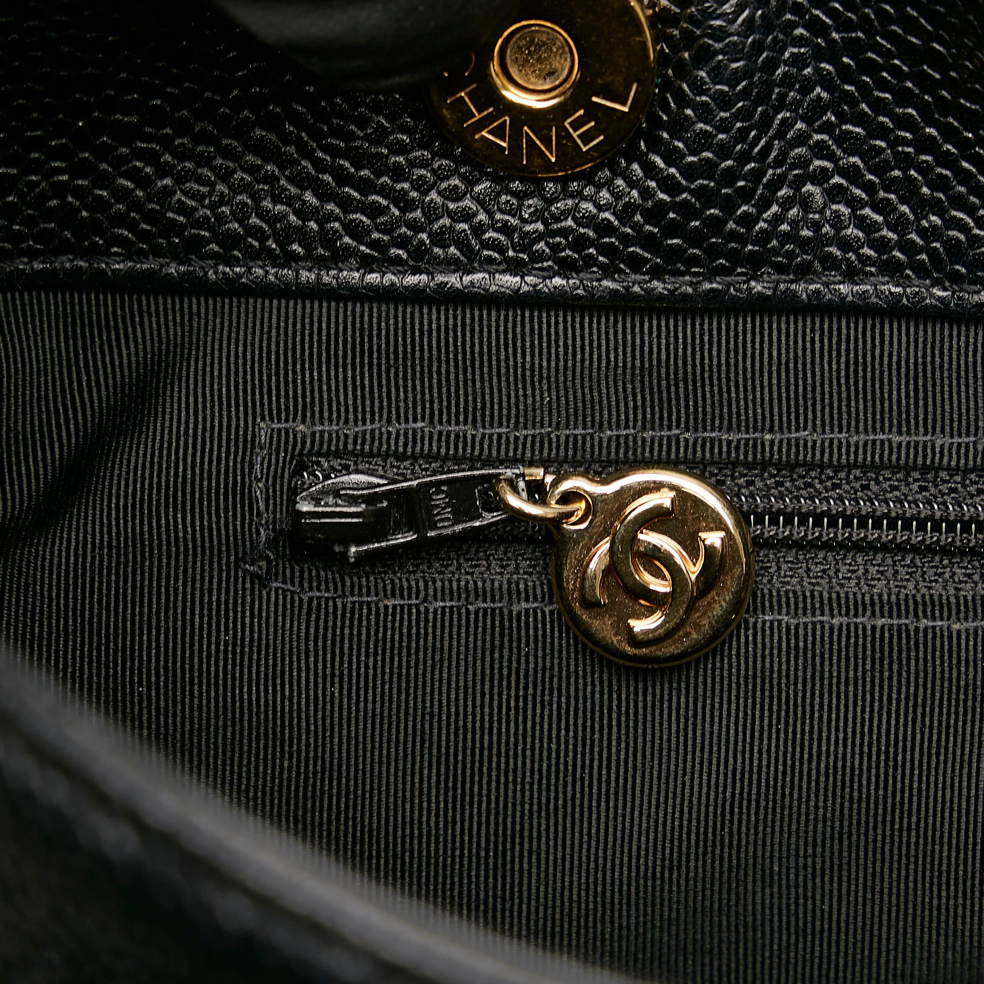 Chanel CC Caviar Leather Tote (SHG-aS3NZ2)