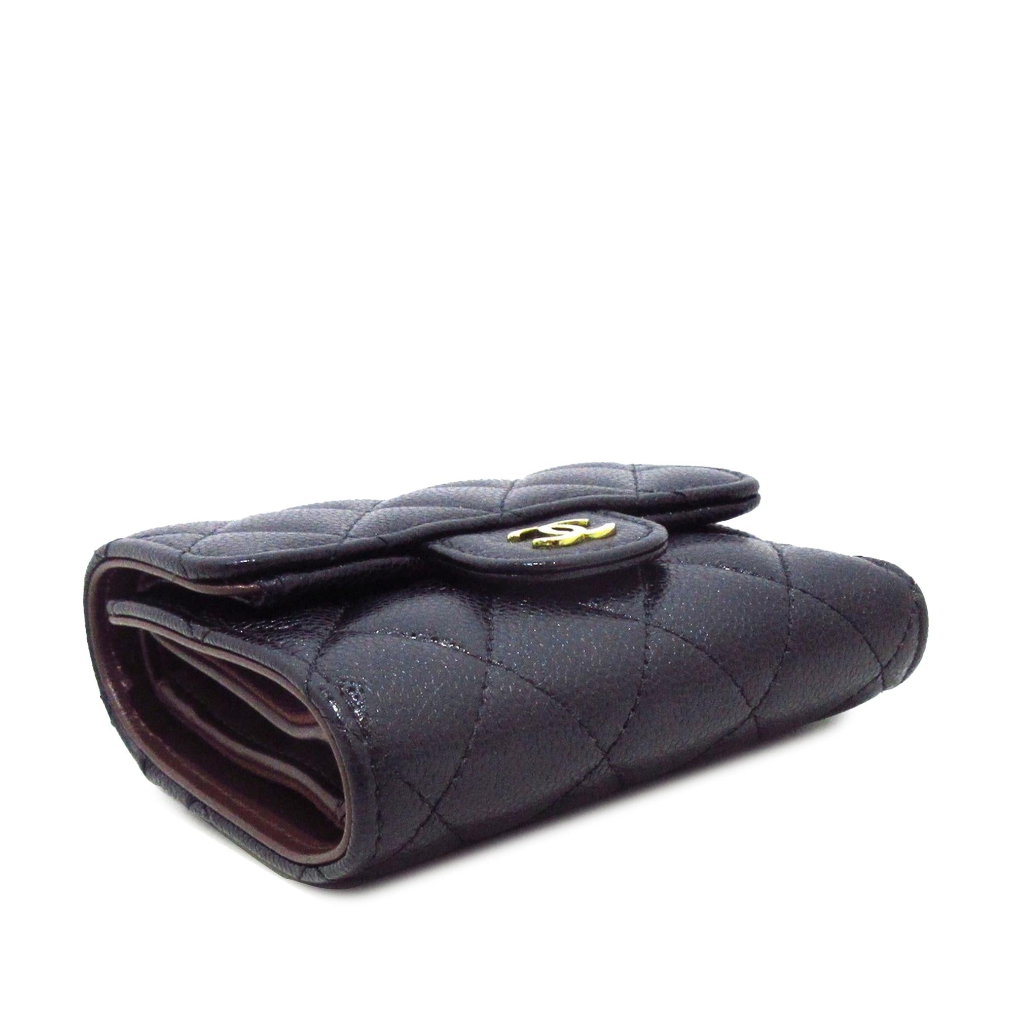 Chanel CC Caviar Trifold Wallet (SHG-NnCEHv)