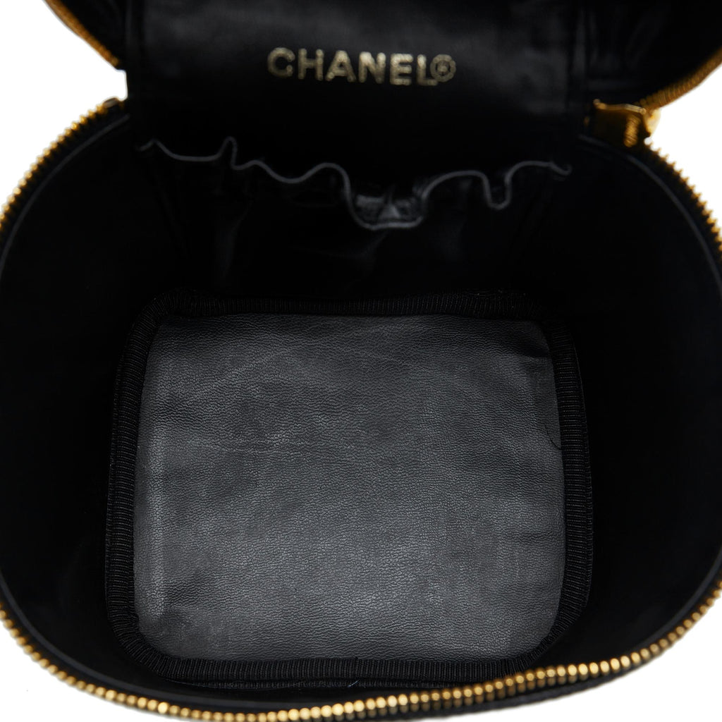 Chanel CC Caviar Vanity Bag (SHG-odlI79)