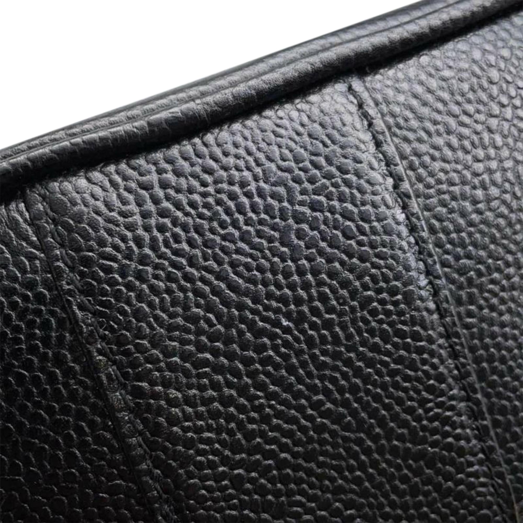 Chanel CC Caviar Vanity Case (SHG-ZGVVQs)
