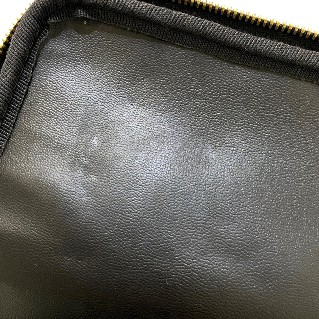 Chanel CC Caviar Vanity Case (SHG-Mv2oPi)