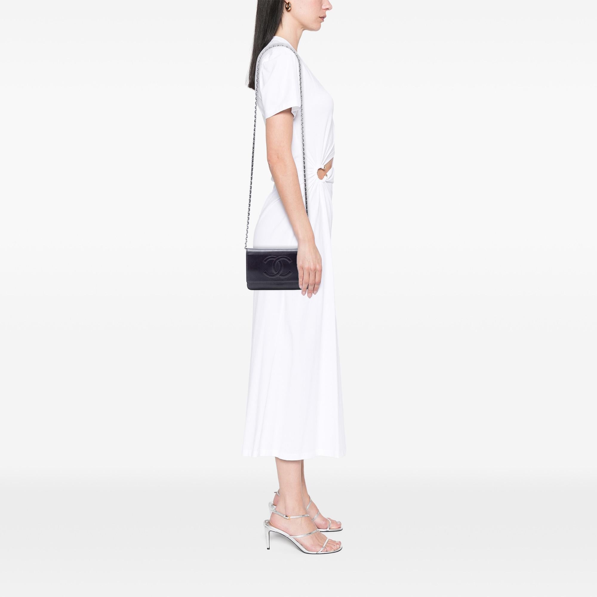 Chanel CC Caviar Wallet On Chain
