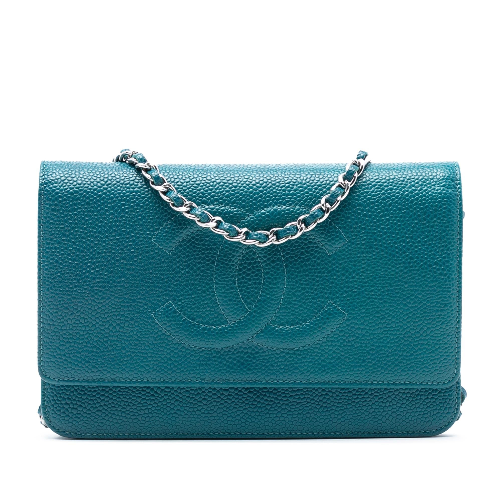 Chanel CC Caviar Wallet On Chain